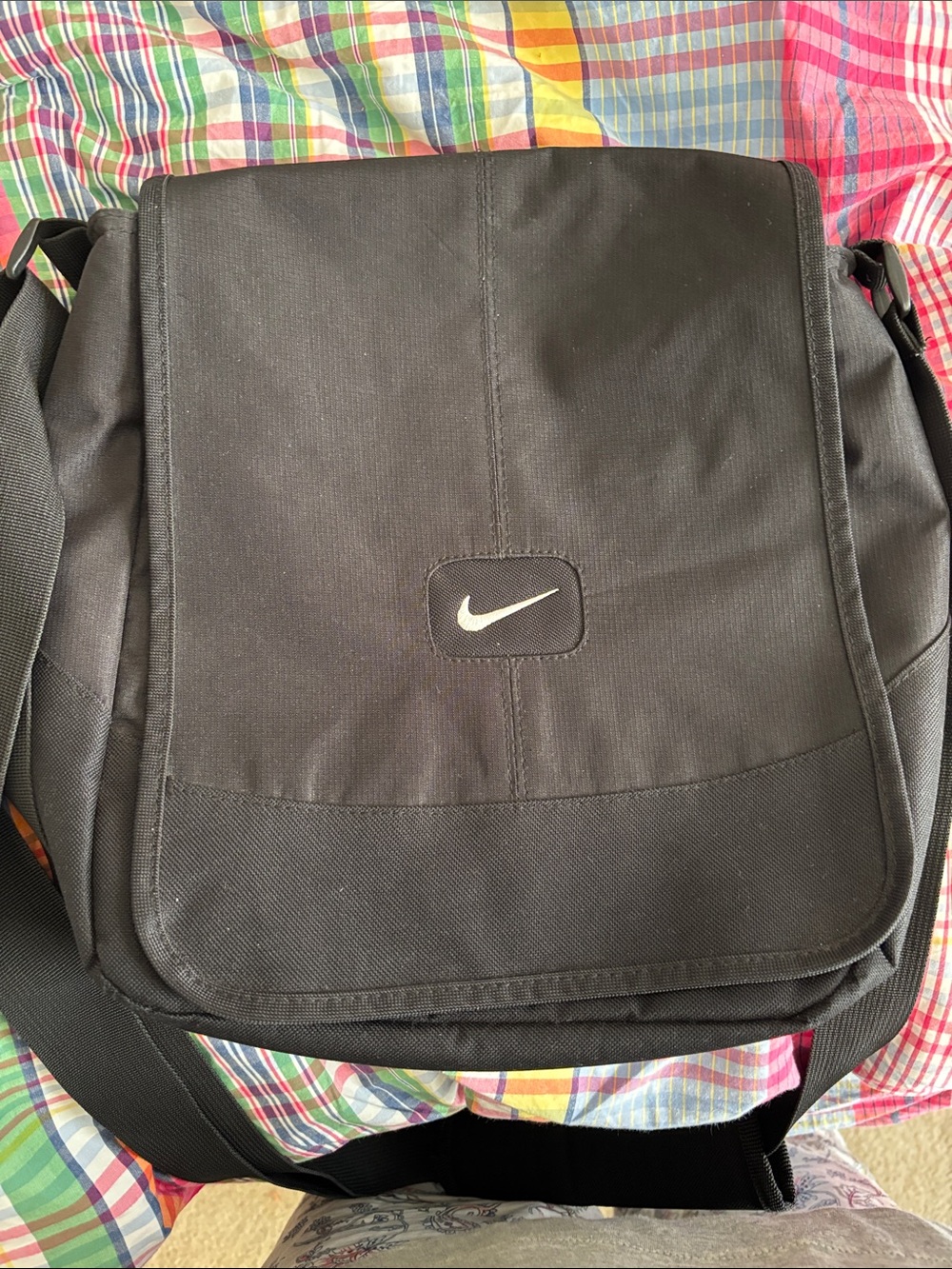 Nike Black Crossbody Messenger Insulated Lunch Bag